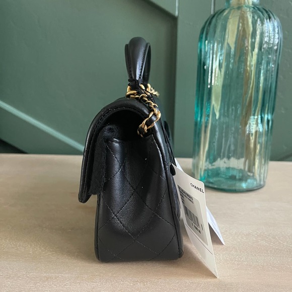 ❌SOLD❌Mint Chanel Mini Top Handle Black Lambskin Gold HW 21A - Picture 3 of 15